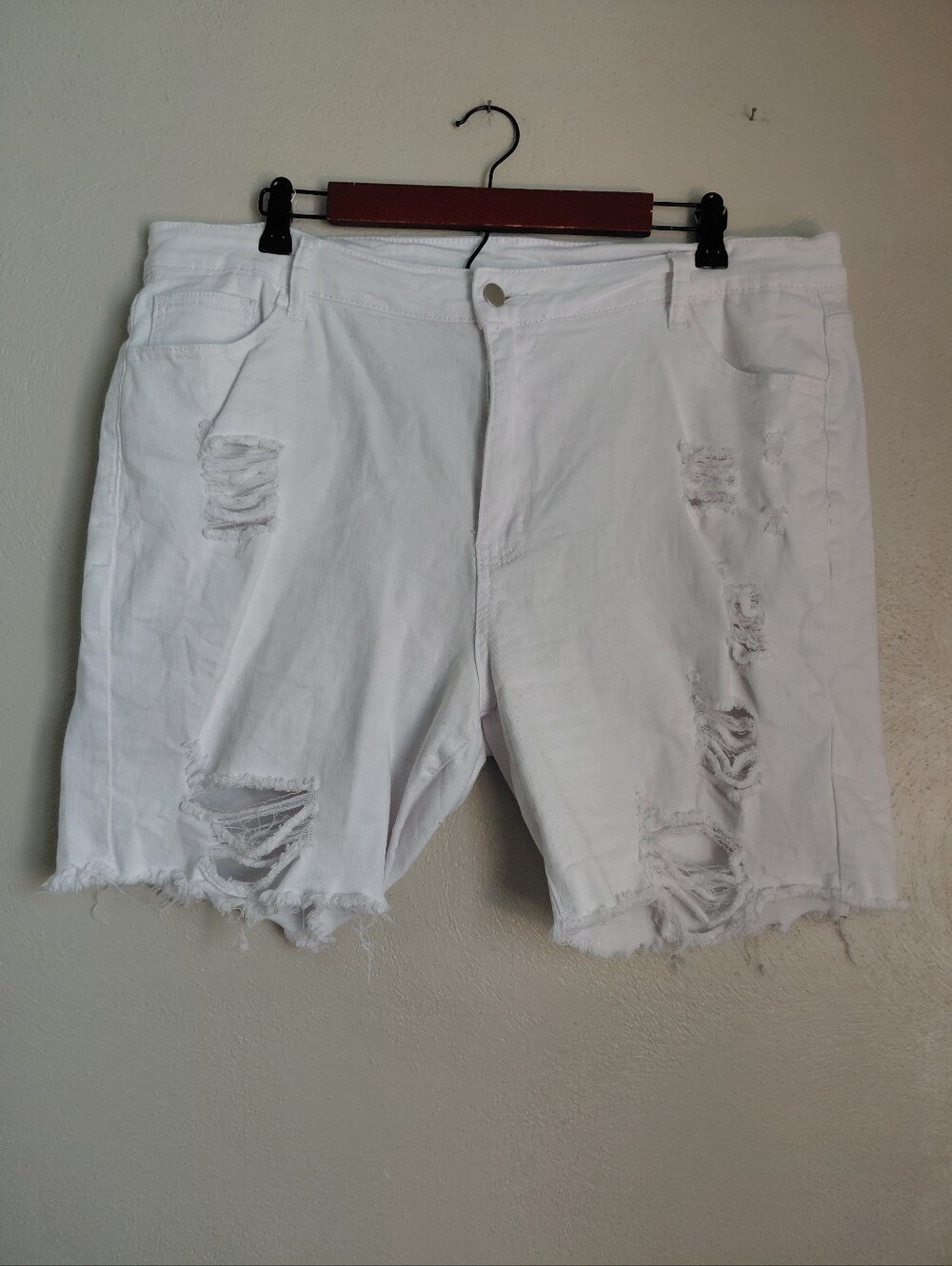 Womens White Distressed Denim Shorts Sz 3xl